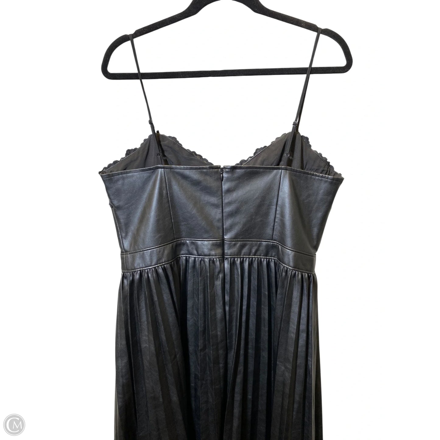 Dress Casual Short By Express In Black, Size: L
