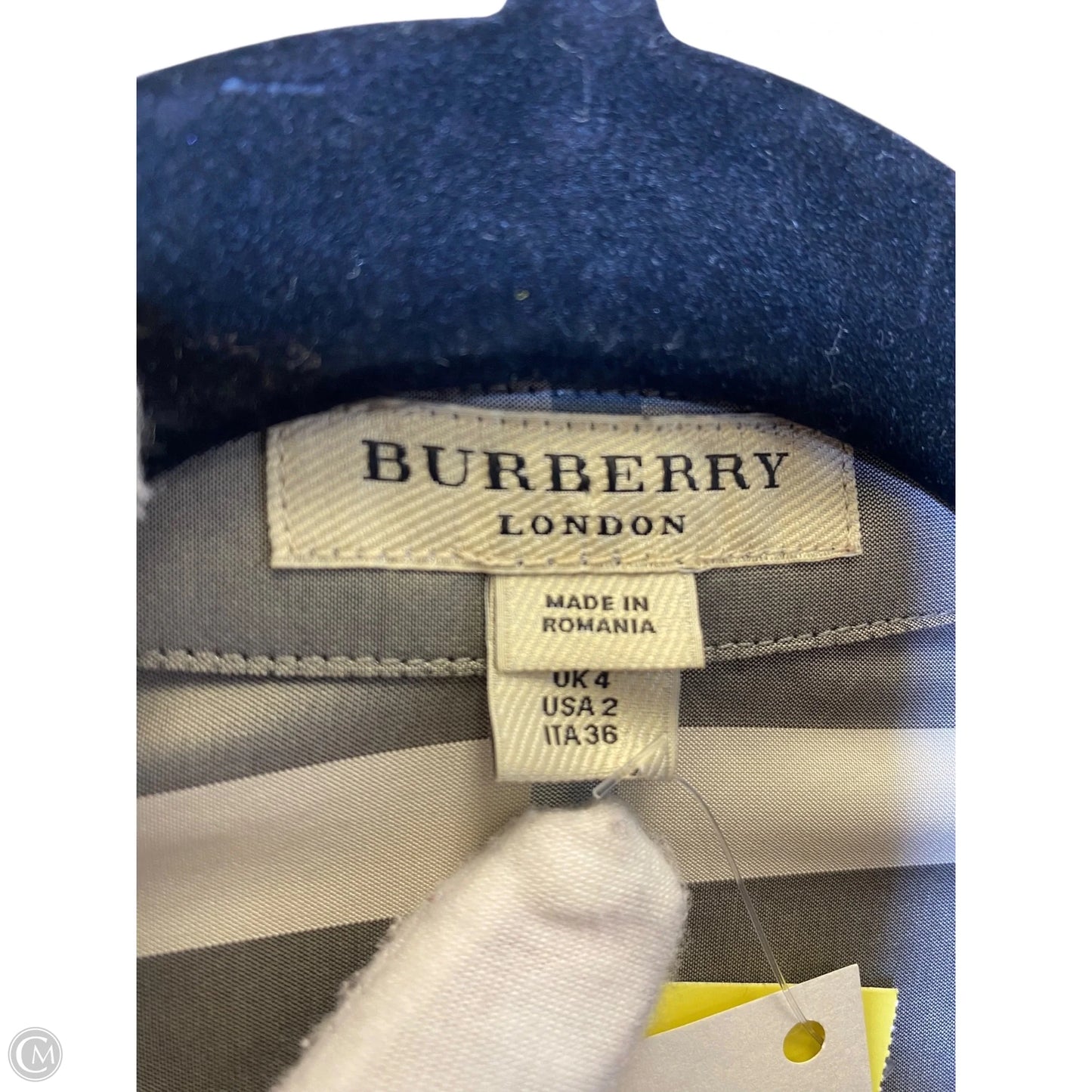 Blouse Luxury Designer By Burberry In Plaid Pattern, Size: 2