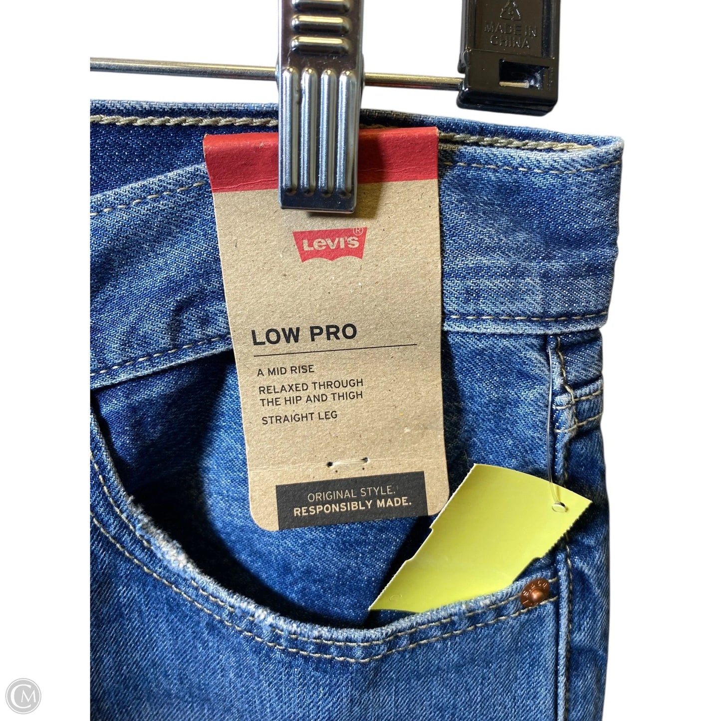 Jeans Straight By Levis In Blue Denim, Size: 4