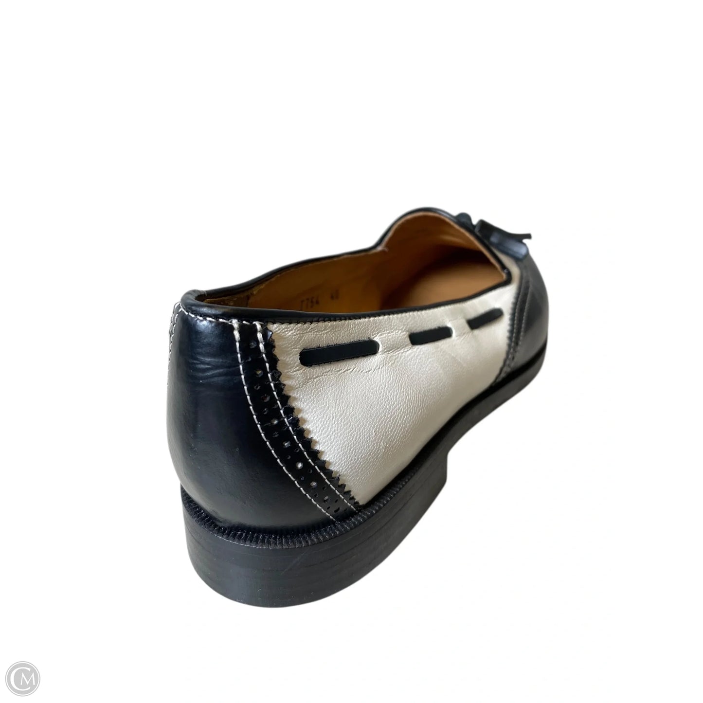 Shoes Flats By Clothes Mentor In Black & White, Size: 9.5