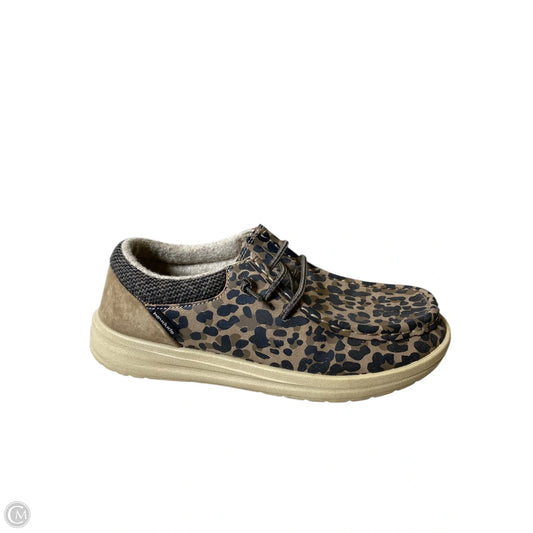 Shoes Flats By Hey Dude In Animal Print, Size: 6