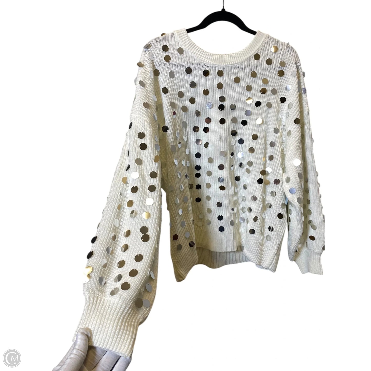 Sweater By Clothes Mentor In Silver & White, Size: M