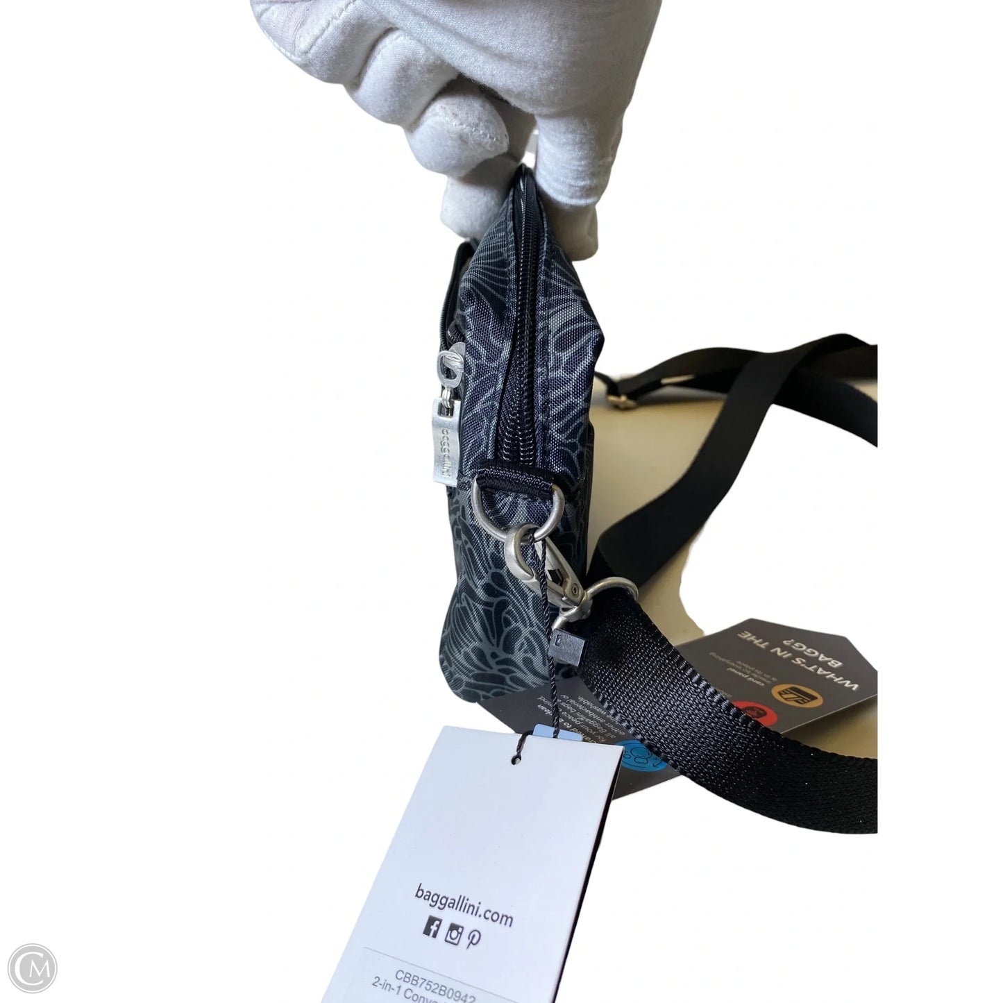 Crossbody By Baggallini, Size: Small