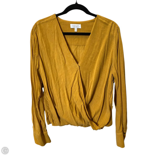 Top Long Sleeve By Clothes Mentor In Gold, Size: M