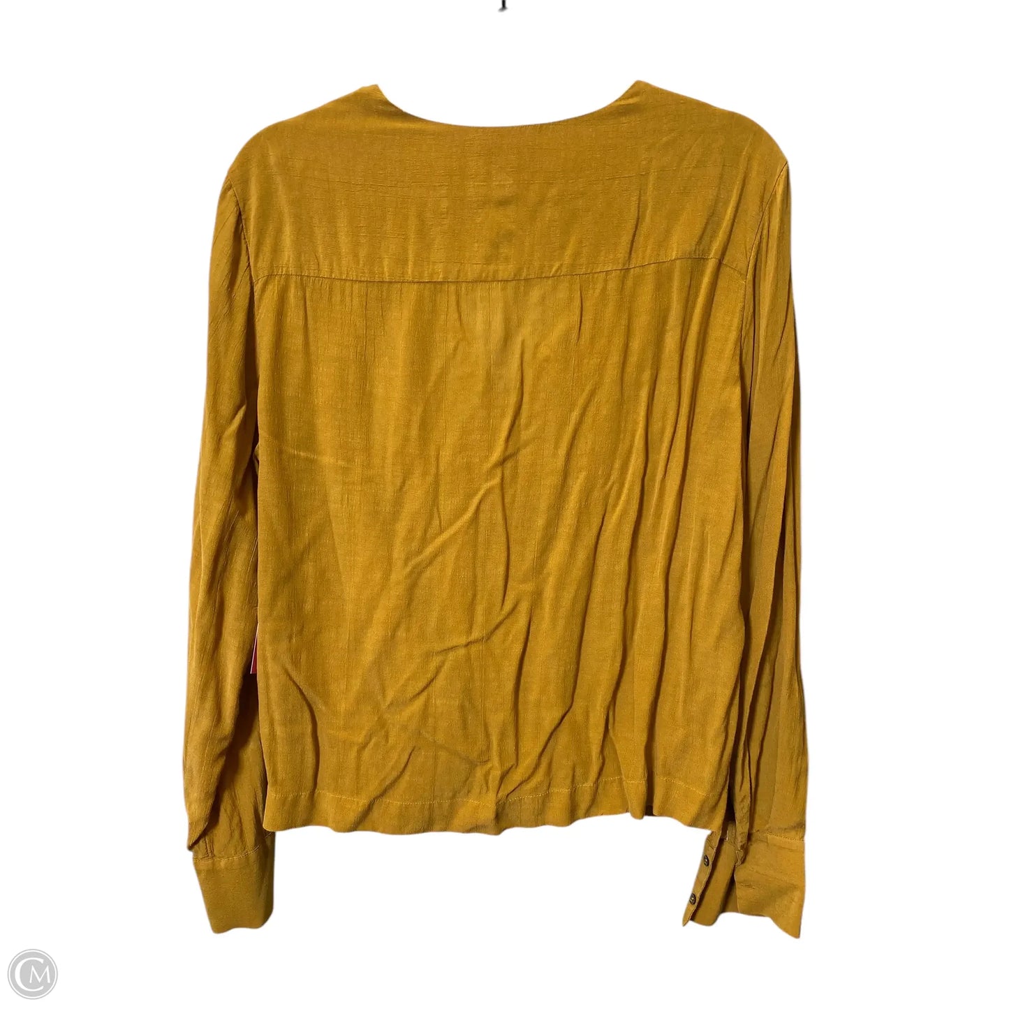 Top Long Sleeve By Clothes Mentor In Gold, Size: M