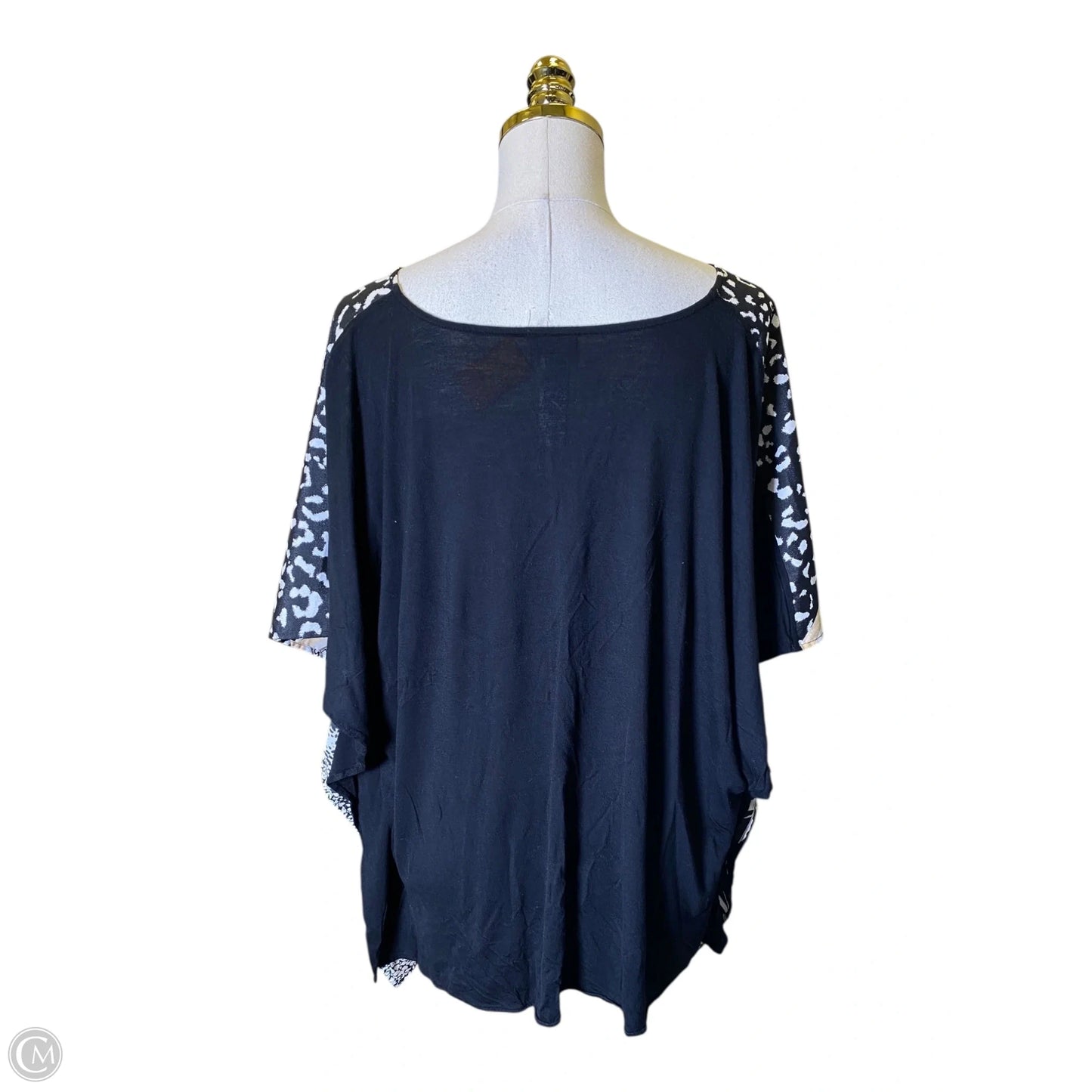 Top Short Sleeve By Chicos In Animal Print, Size: Xl