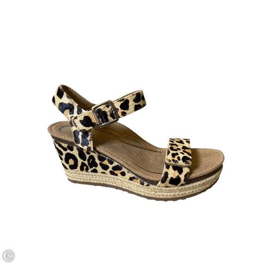 Shoes Heels Wedge By Aetrex In Animal Print, Size: 8.5