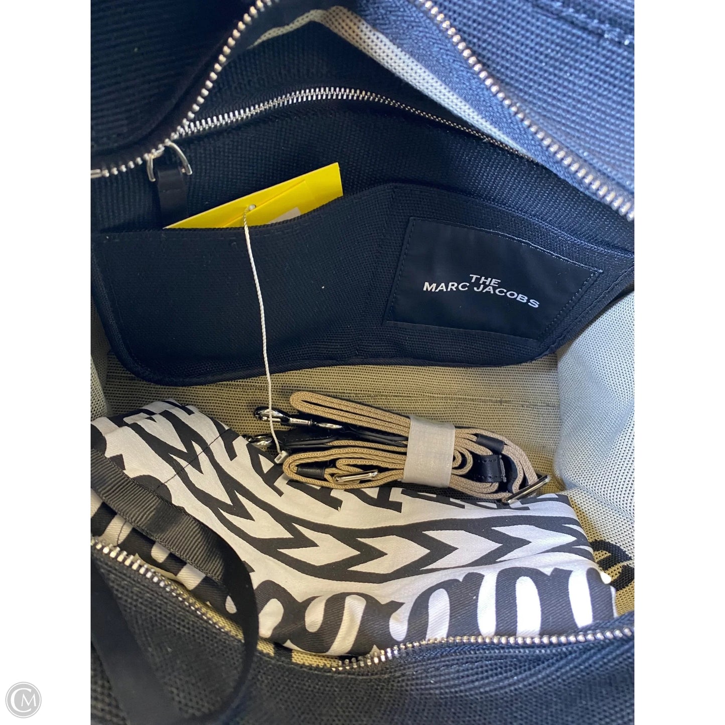 Tote Luxury Designer By Marc Jacobs, Size: Medium