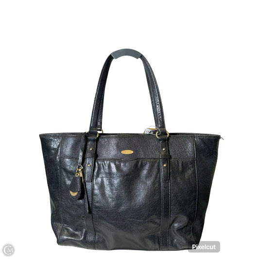 Handbag By Tahari, Size: Large