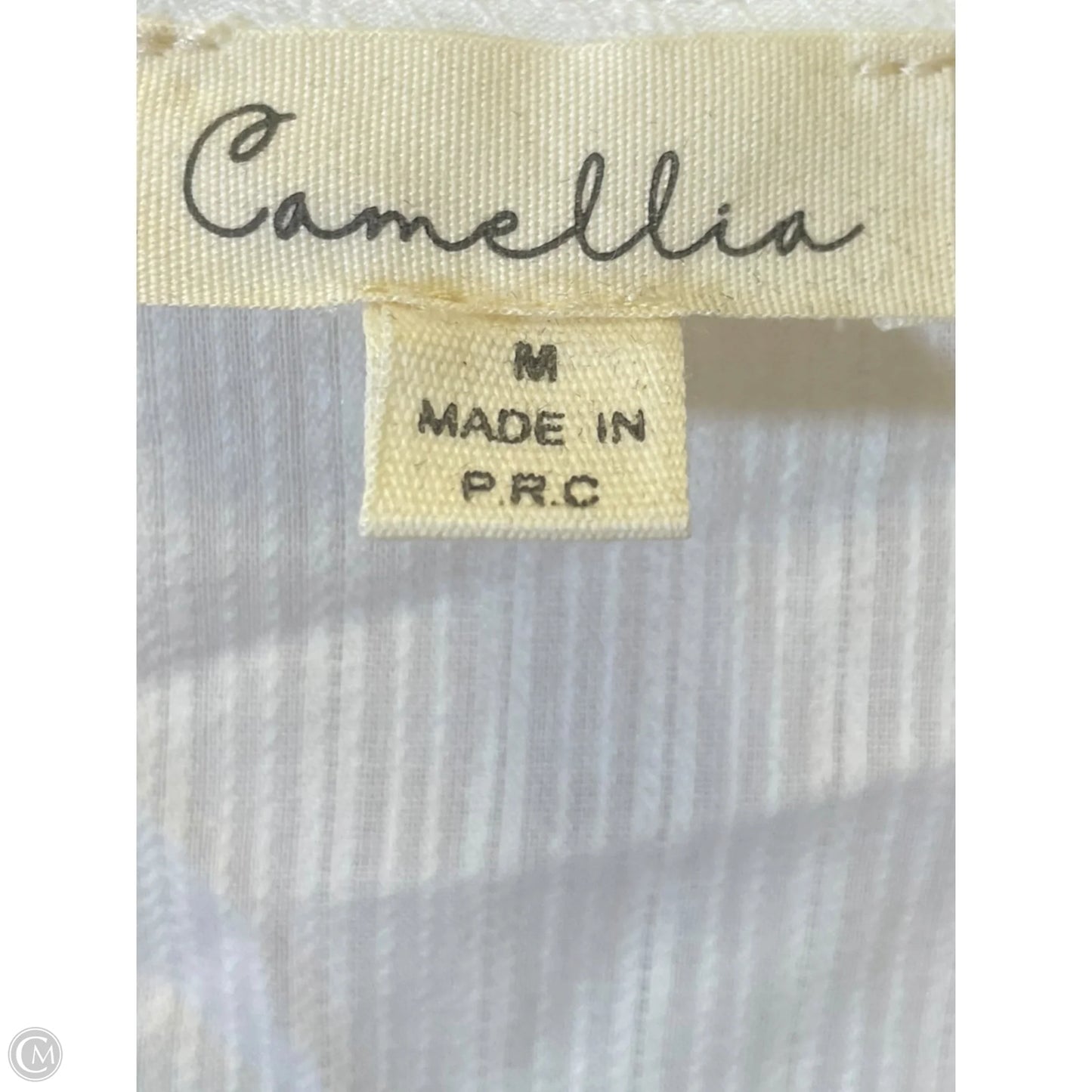 Top Long Sleeve By Clothes Mentor In White, Size: M