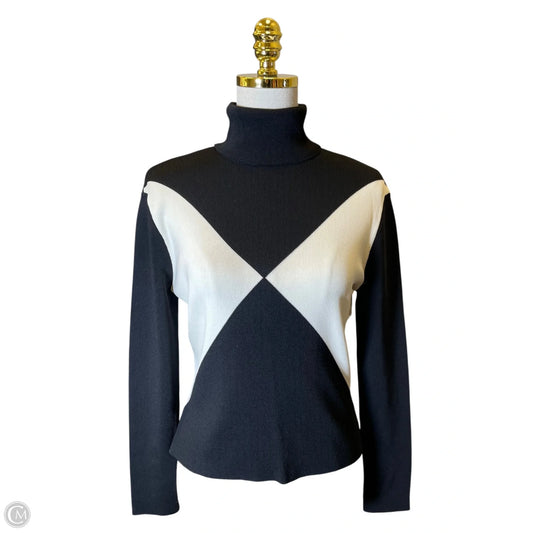 Sweater By Clothes Mentor In Black & White, Size: M