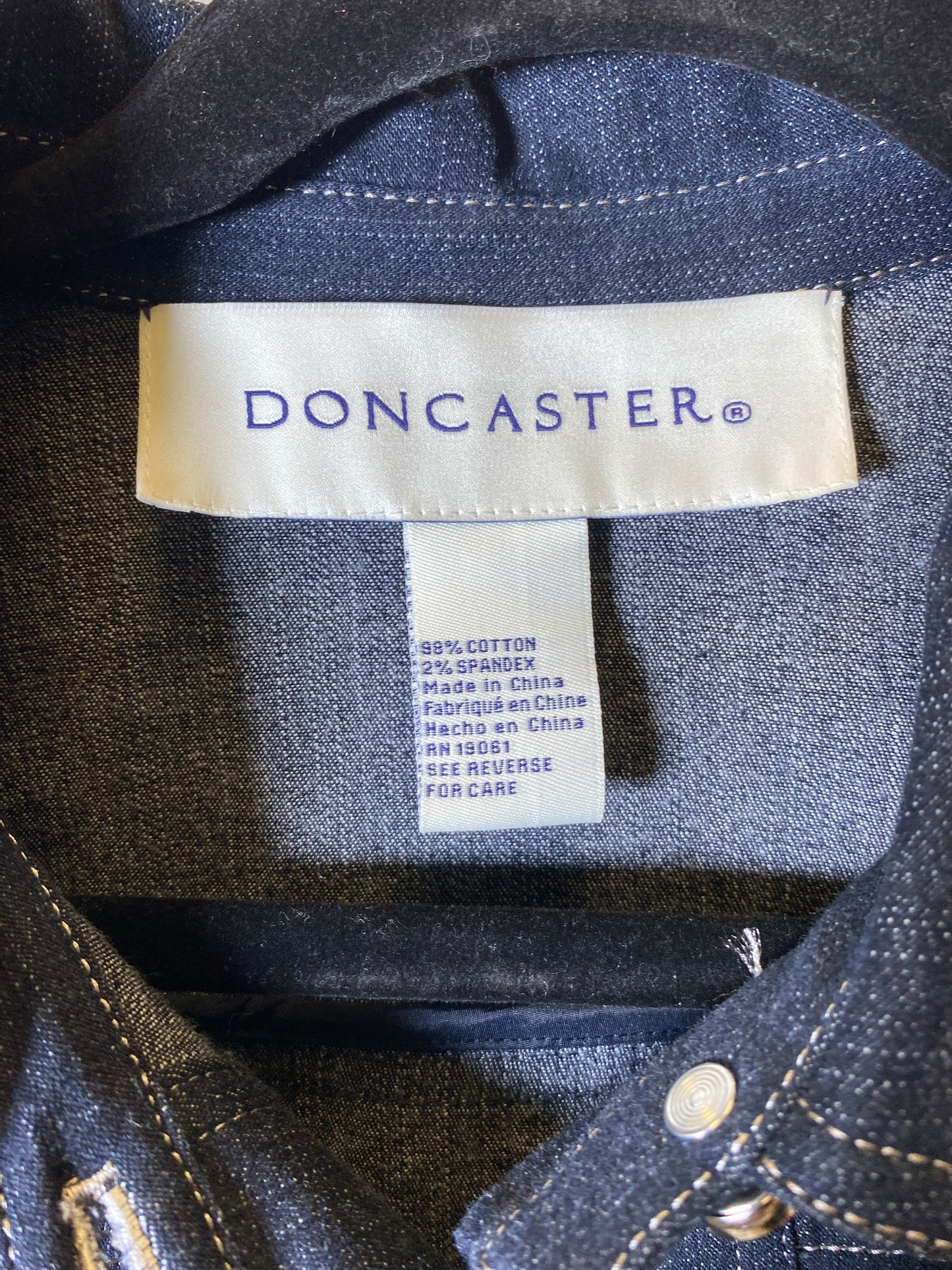 Jacket Denim By Doncaster In Blue, Size: M