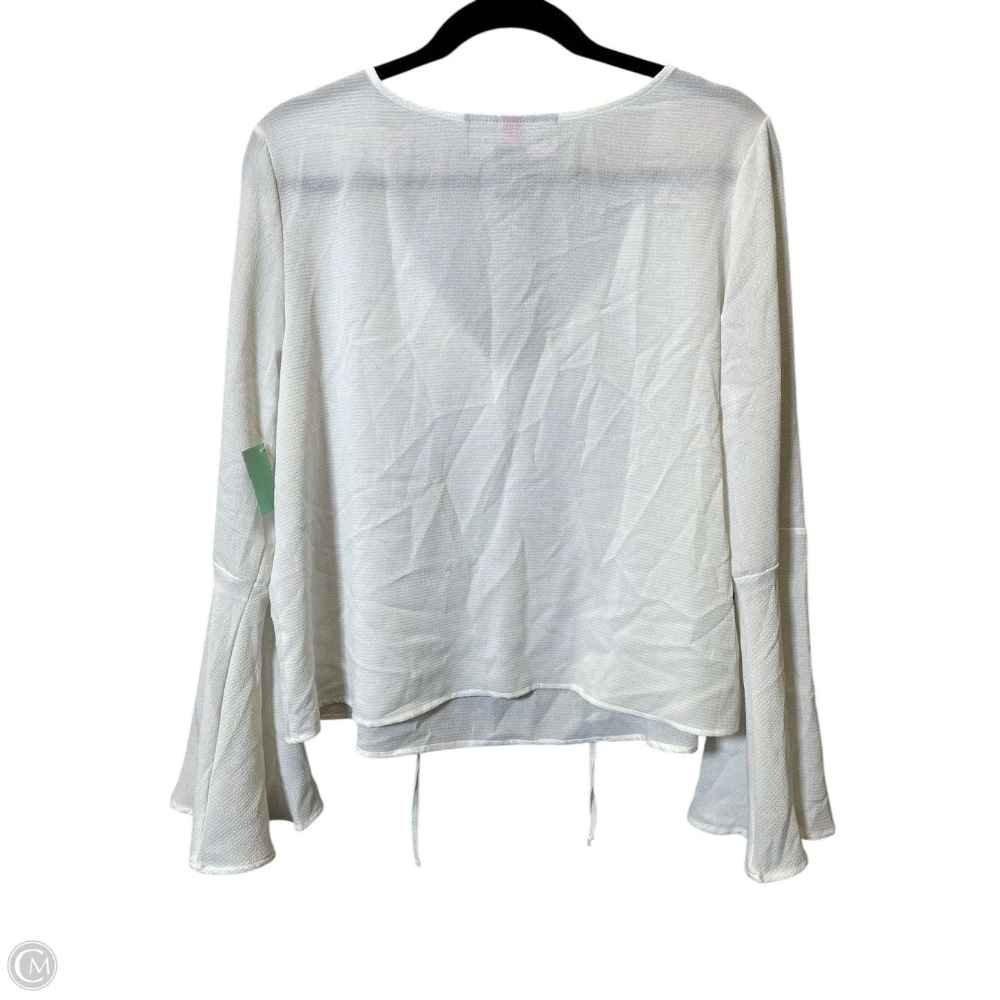 Top Long Sleeve By Clothes Mentor In White, Size: M