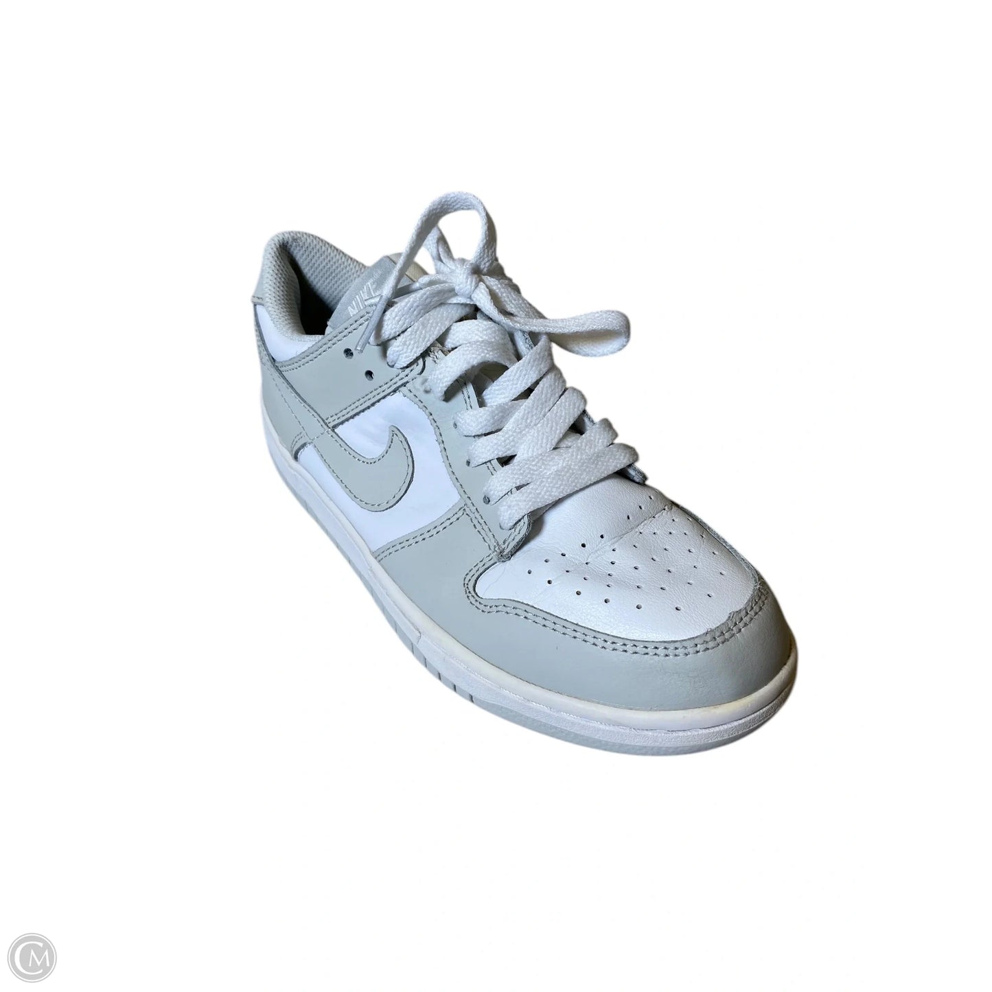 Shoes Athletic By Nike In Grey & White, Size: 8