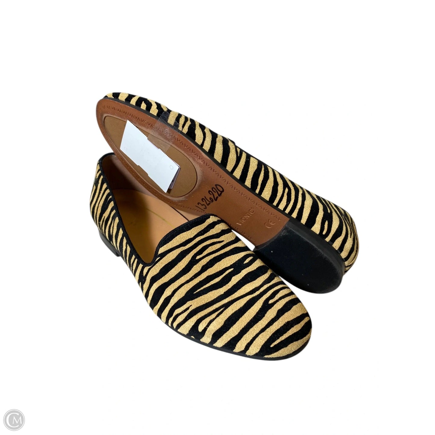 Shoes Flats By Vionic In Animal Print, Size: 7.5