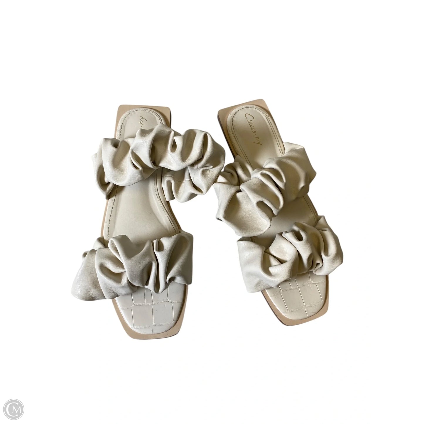 Shoes Flats By Clothes Mentor In Cream, Size: 8
