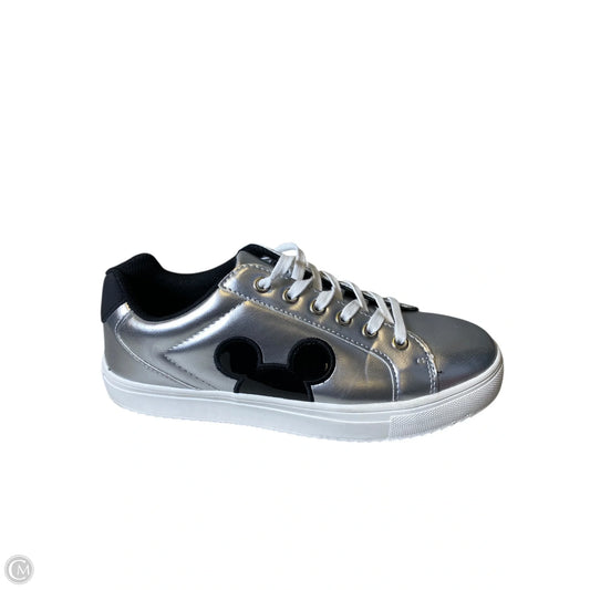 Shoes Flats By Clothes Mentor In Grey, Size: 9
