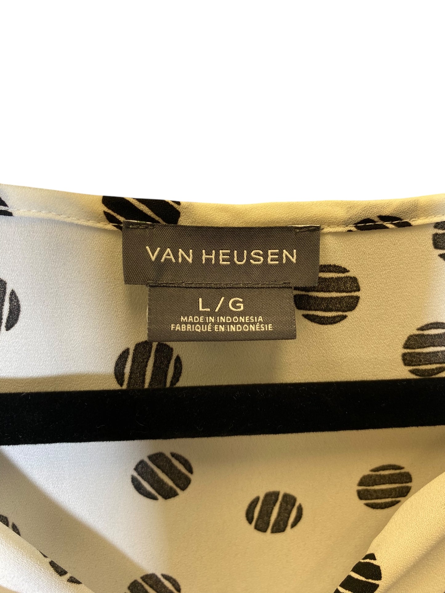 Top Long Sleeve By Van Heusen In Polkadot Pattern, Size: L