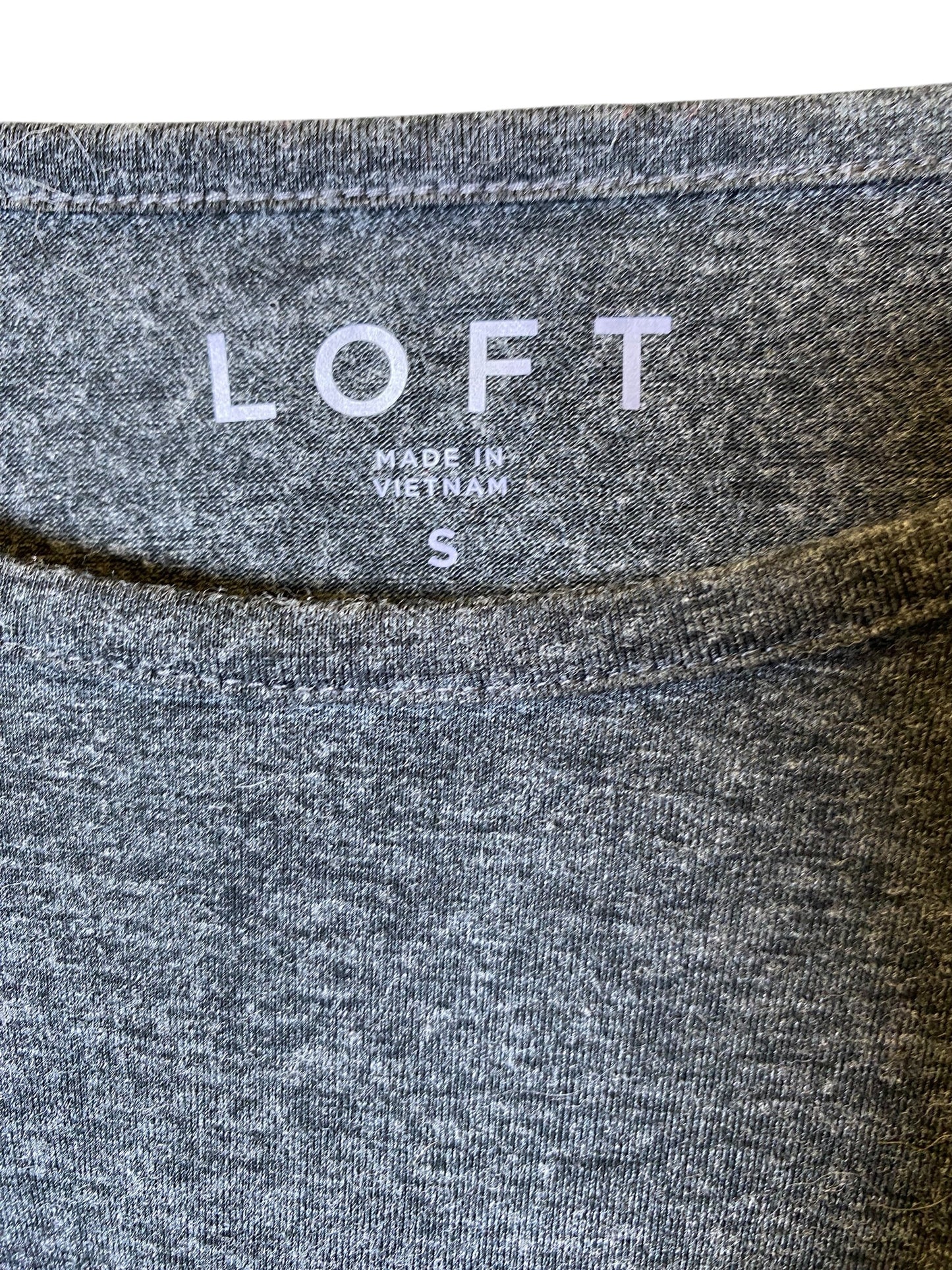 Top Long Sleeve By Loft In Grey, Size: S