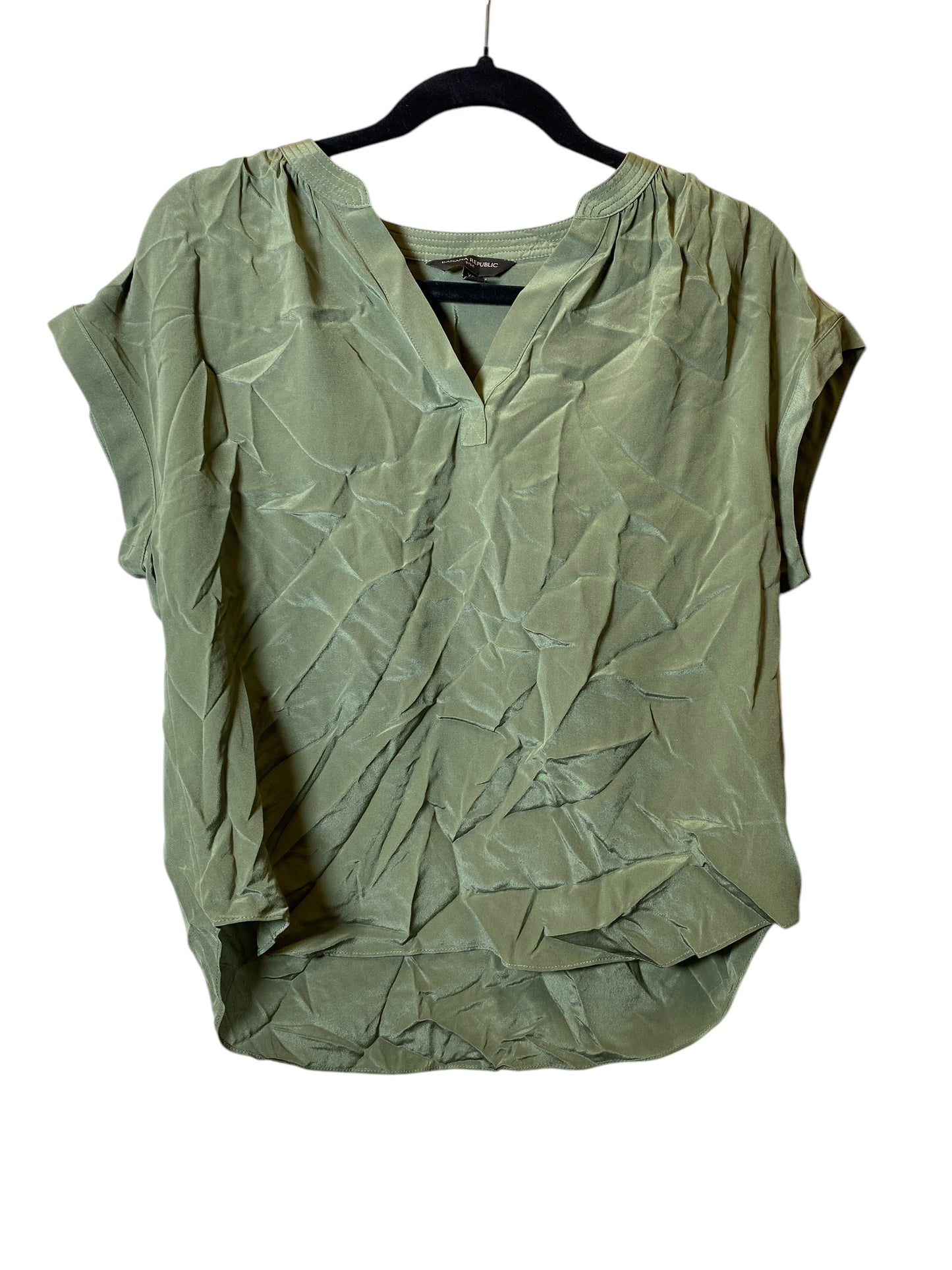 Top Short Sleeve By Banana Republic In Green, Size: Xs