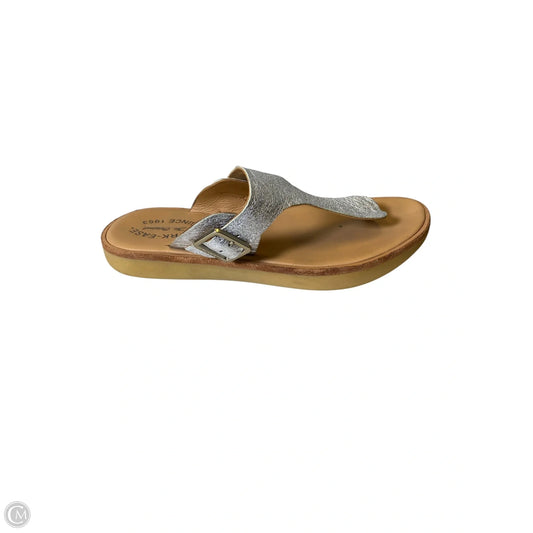 Sandals Flats By Kork Ease In Silver, Size: 7