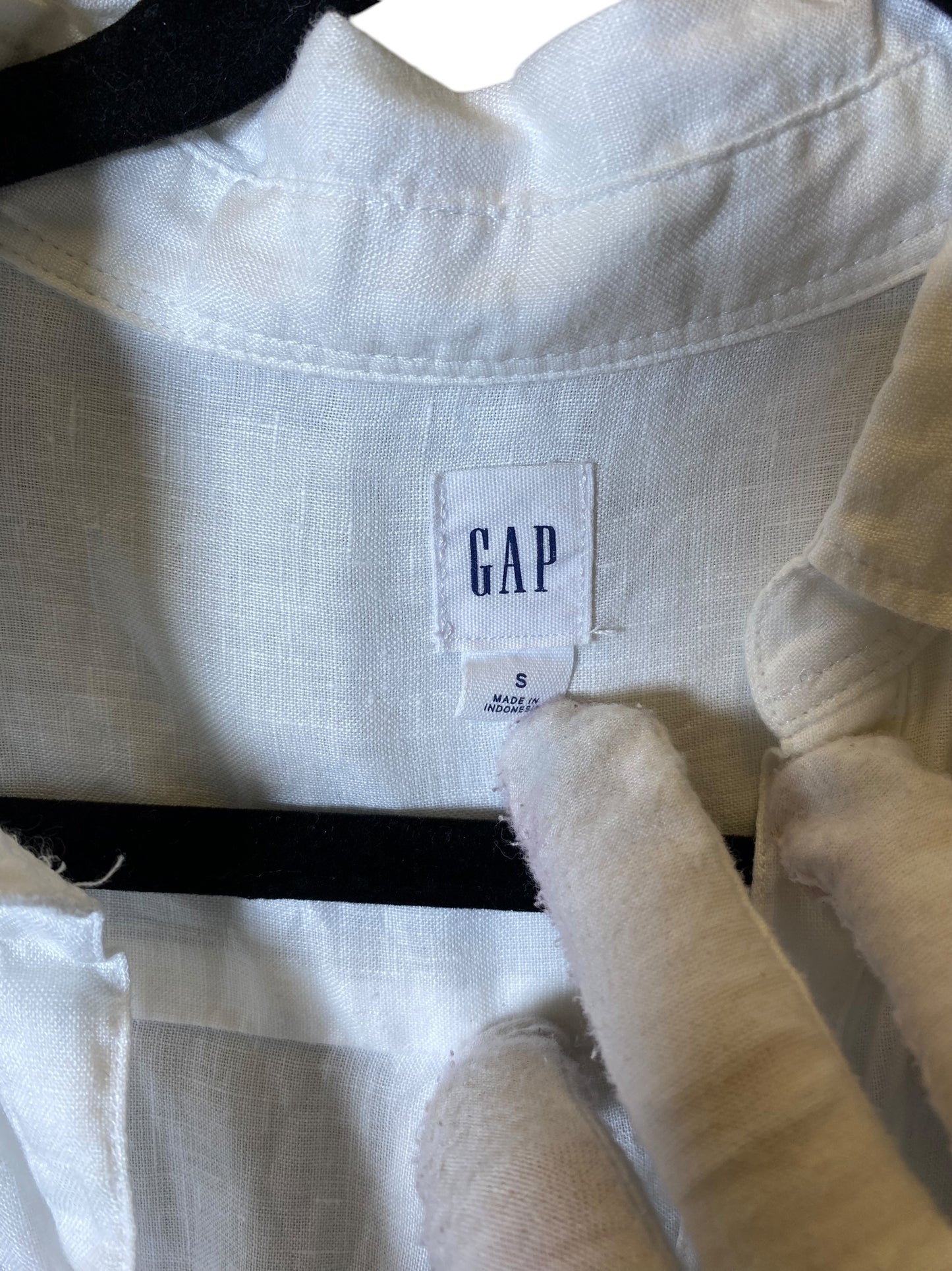 Top Long Sleeve By Gap In White, Size: S