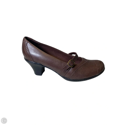 Shoes Heels Block By Clarks In Brown, Size: 8