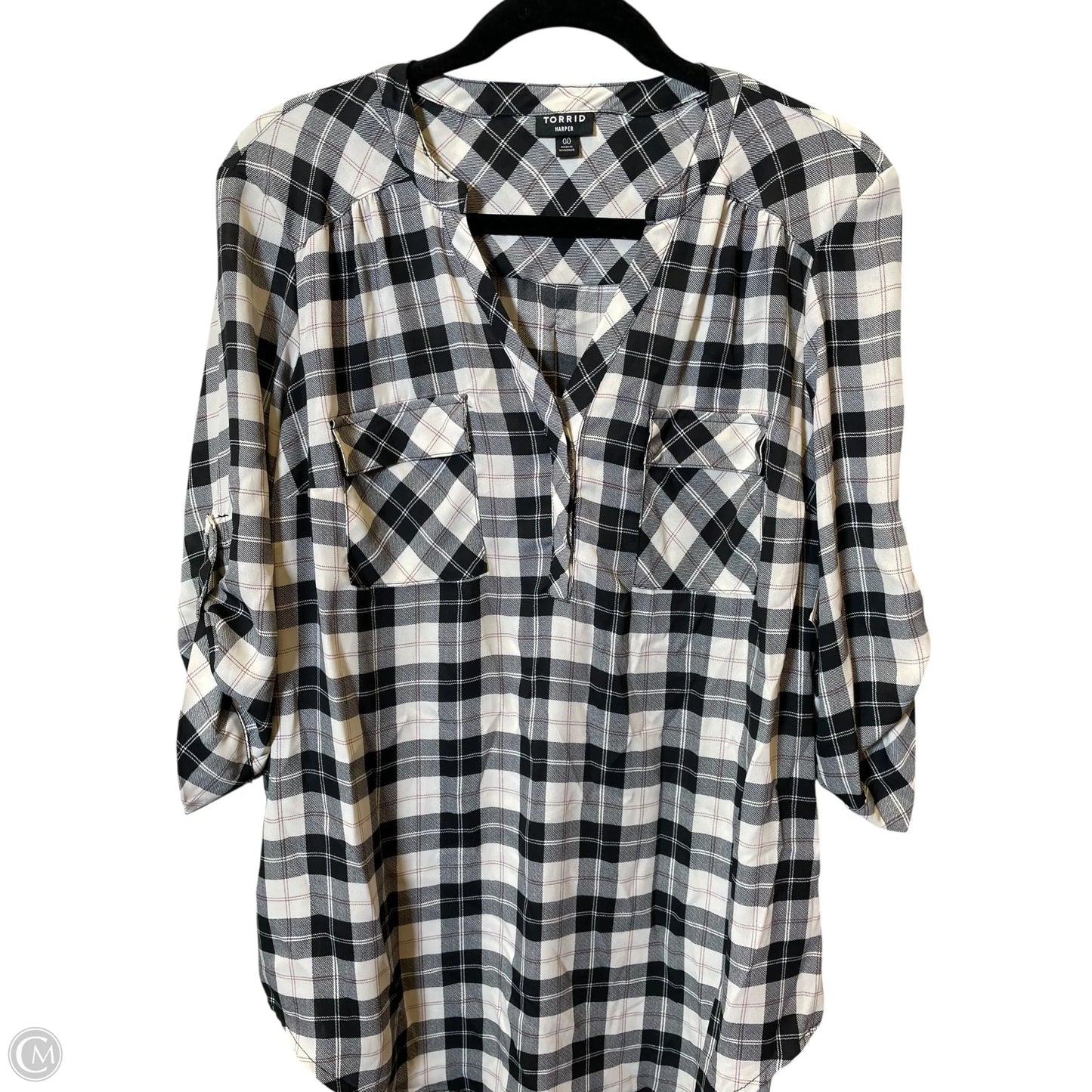 Top 3/4 Sleeve By Torrid In Multi-colored, Size: M