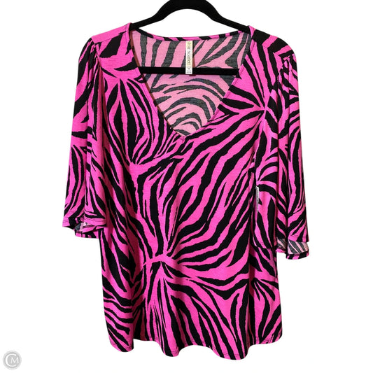 Top Short Sleeve By Clothes Mentor In Animal Print, Size: M