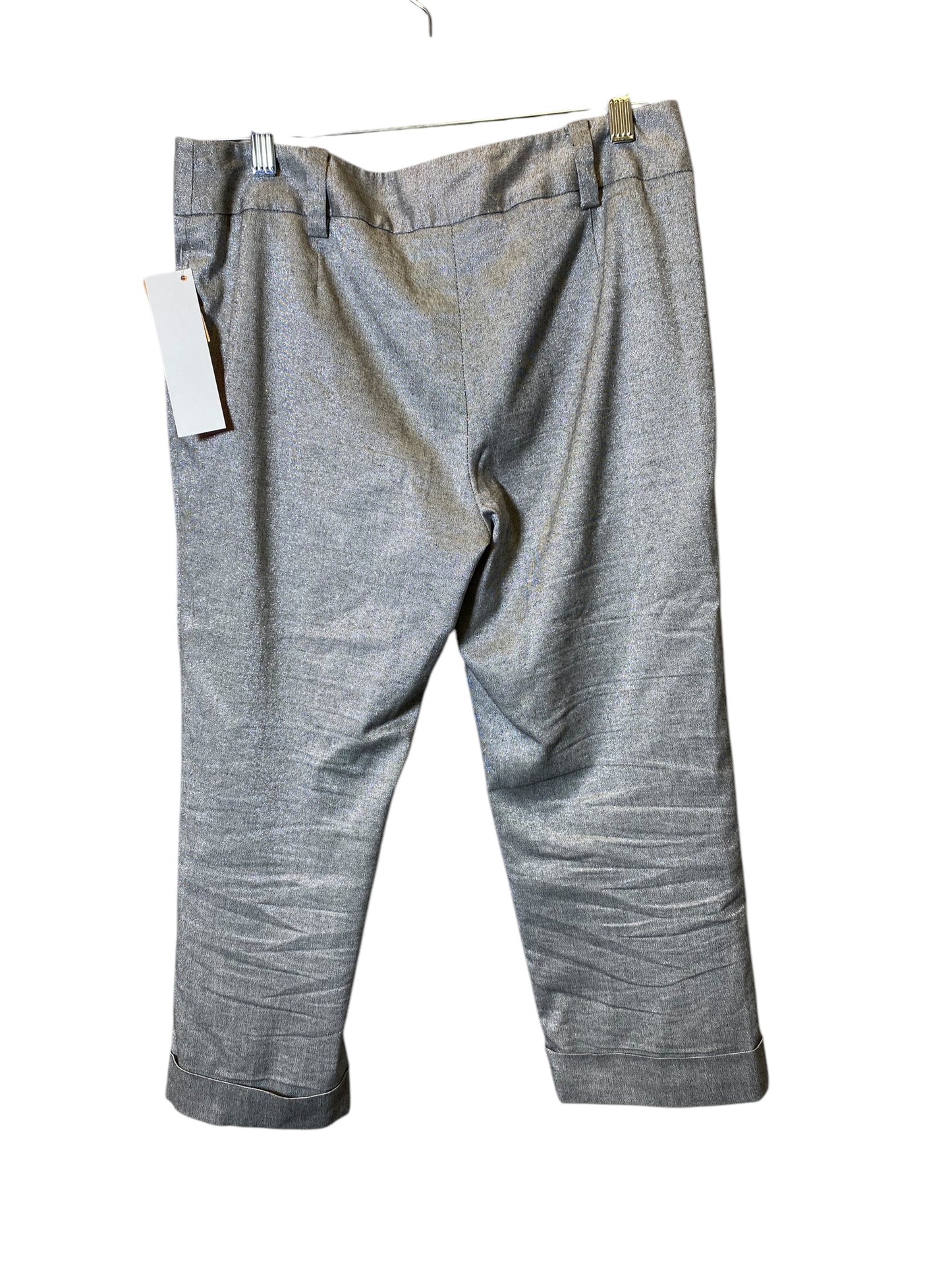 Capris By Clothes Mentor In Grey, Size: 12