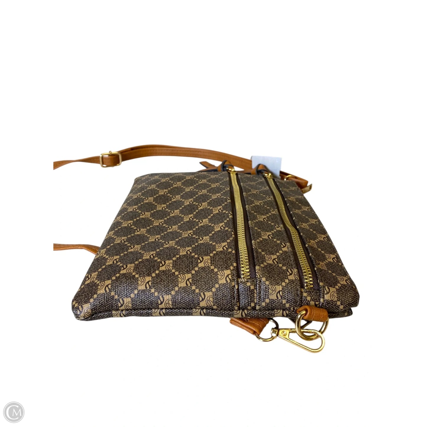 Crossbody By Clothes Mentor, Size: Medium