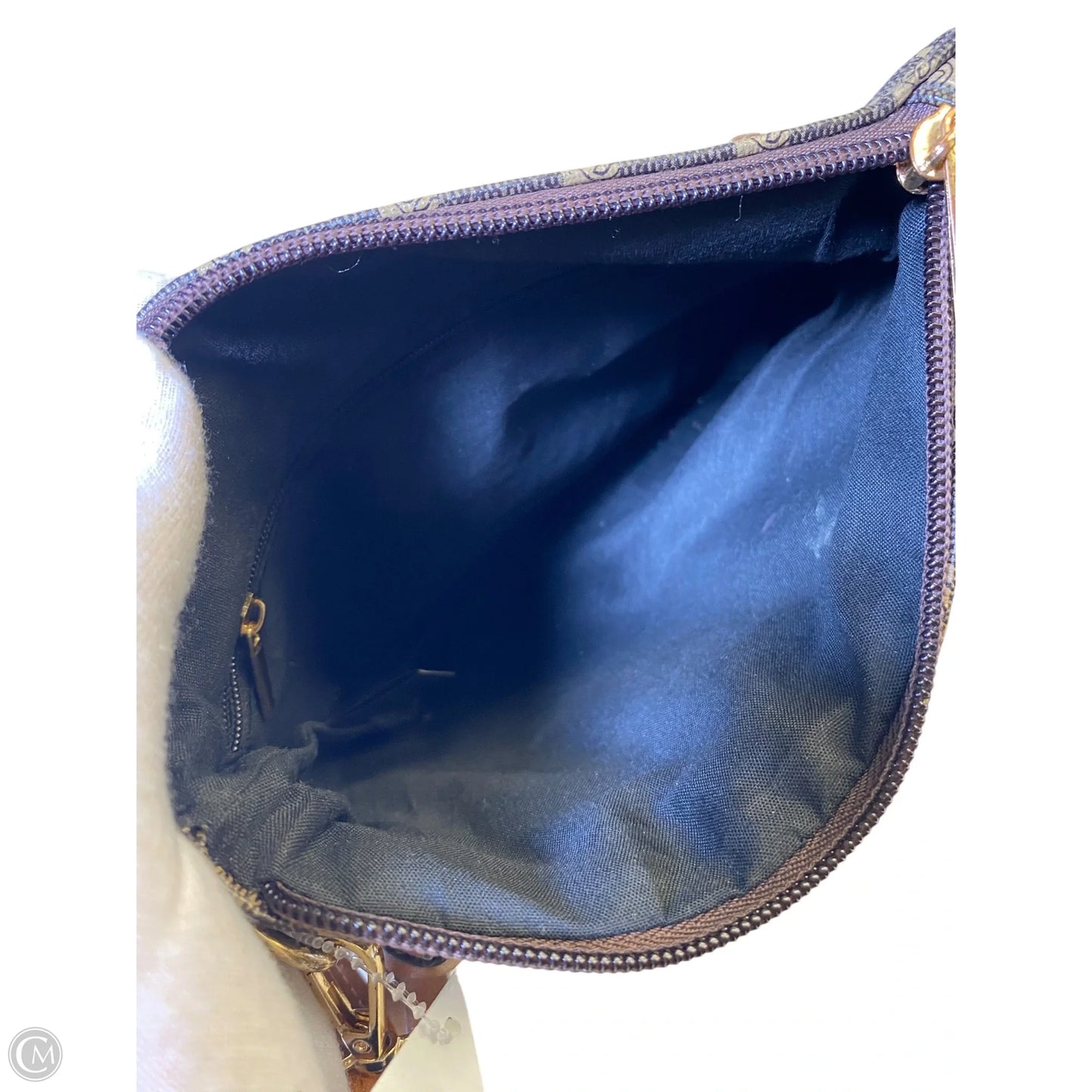 Crossbody By Clothes Mentor, Size: Medium