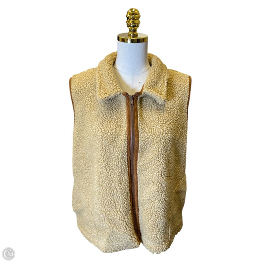 Vest Faux Fur & Sherpa By Clothes Mentor In Tan, Size: L