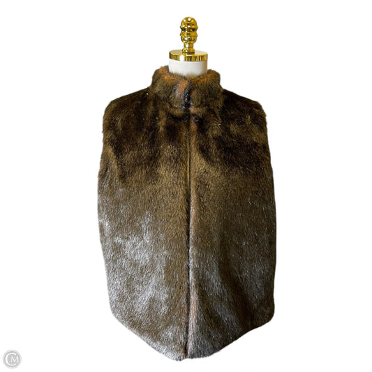 Vest Faux Fur & Sherpa By Clothes Mentor In Brown, Size: M