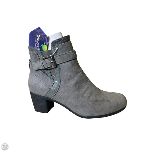 Boots Ankle Heels By Croft And Barrow In Grey, Size: 9