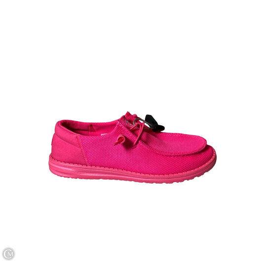 Shoes Flats By Hey Dude In Pink, Size: 8