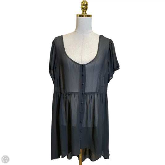 Top Short Sleeve By Torrid In Black, Size: L
