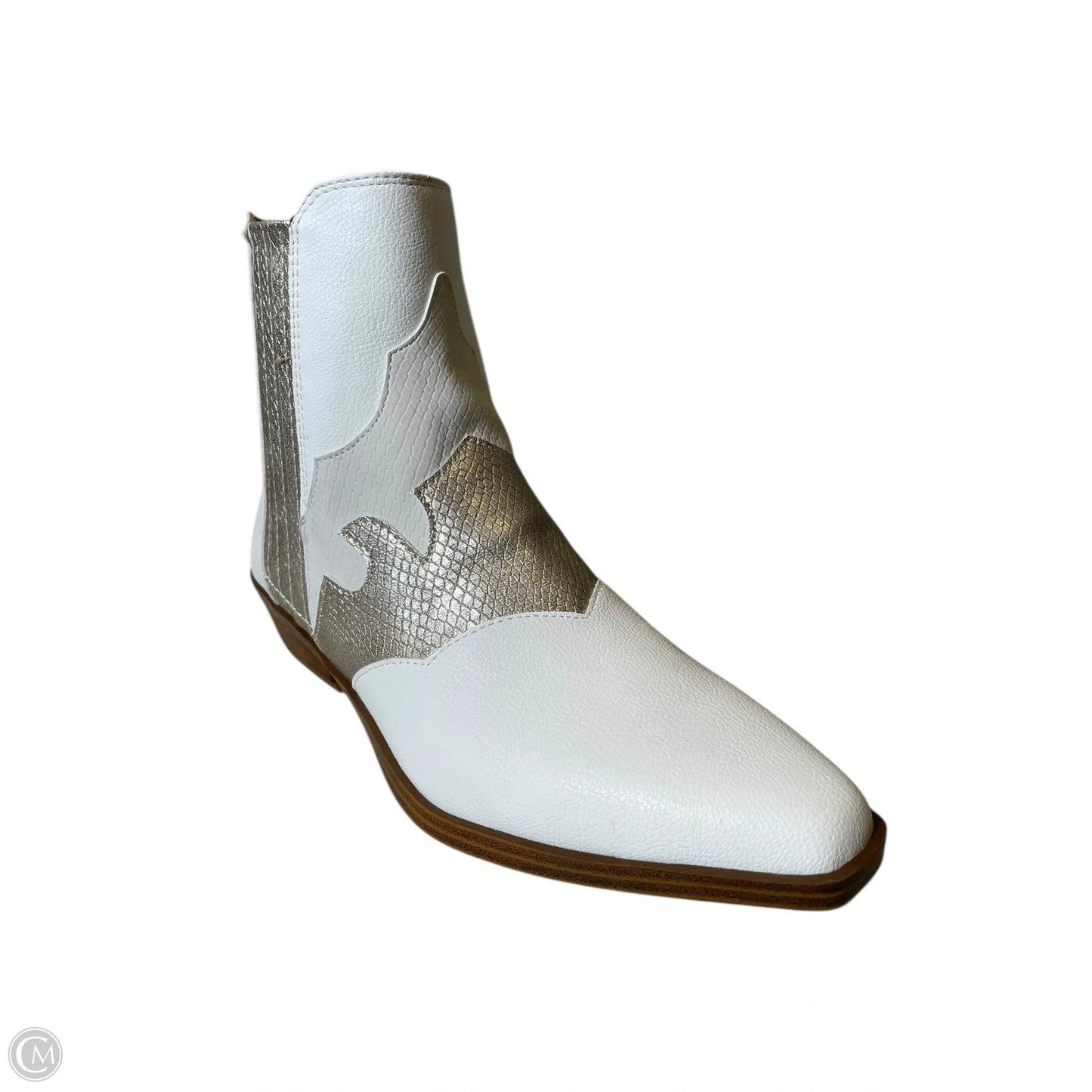 Boots Ankle Flats By Yellow Box In Silver & White, Size: 6.5