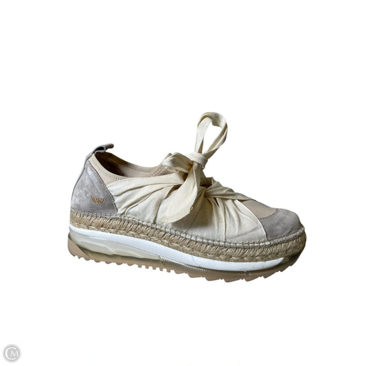 Shoes Sneakers Platform By Clothes Mentor In Multi-colored, Size: 9.5