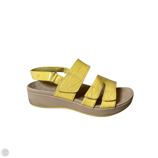 Sandals Heels Platform By Vionic In Yellow, Size: 8
