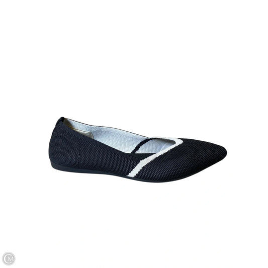 Shoes Flats By Clothes Mentor In Black & White, Size: 5
