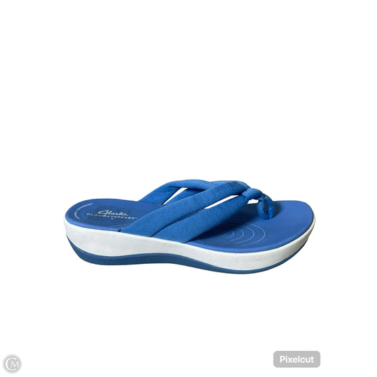 Sandals Flats By Clarks In Blue & White, Size: 9