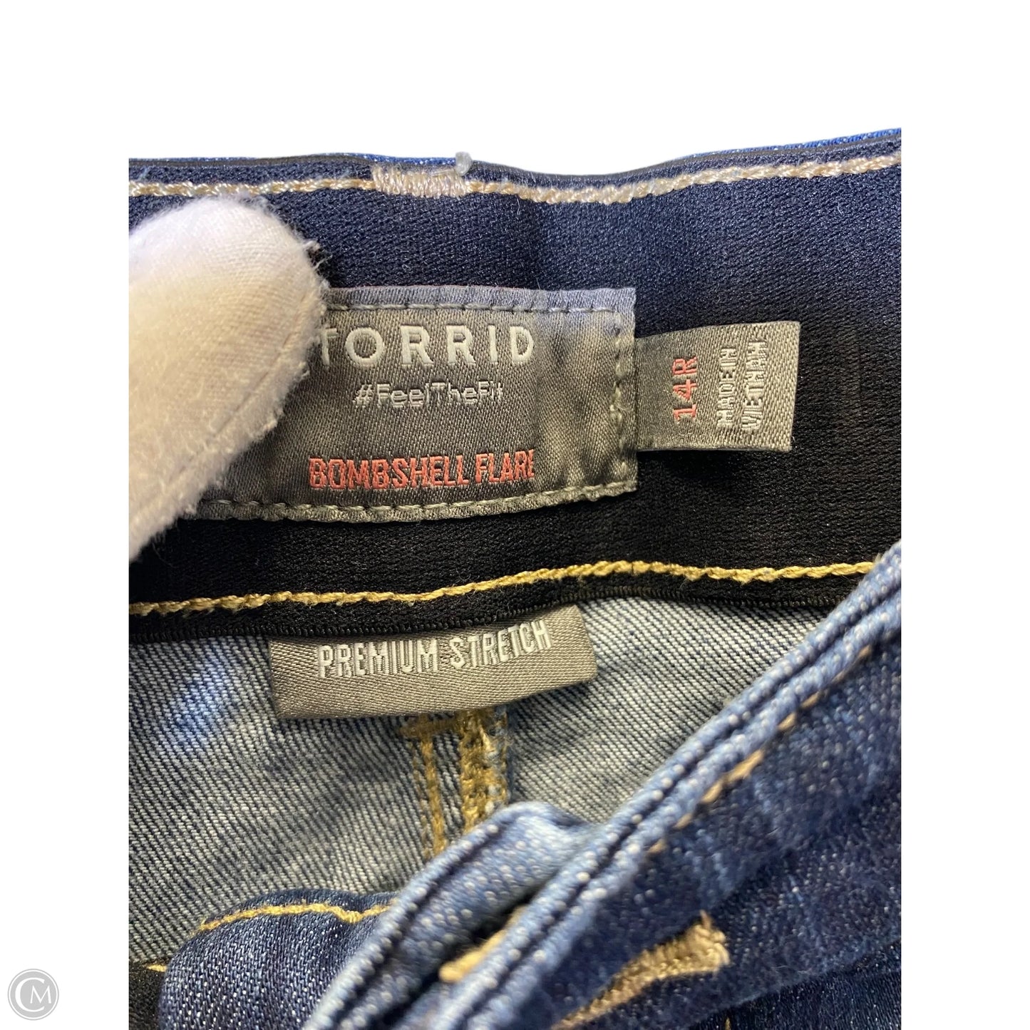 Jeans Flared By Torrid In Blue Denim, Size: 14