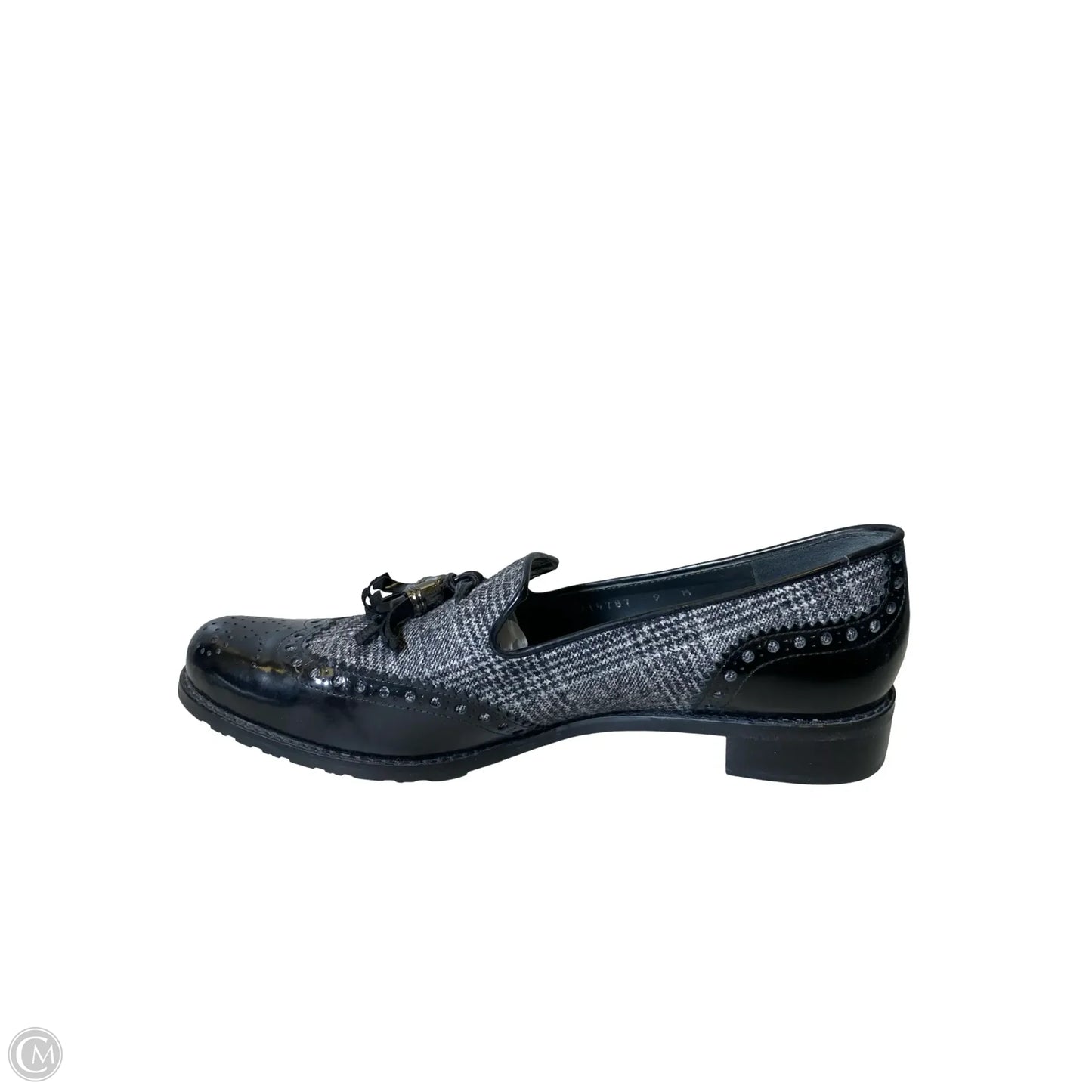 Shoes Designer By Stuart Weitzman In Black & Grey, Size: 9