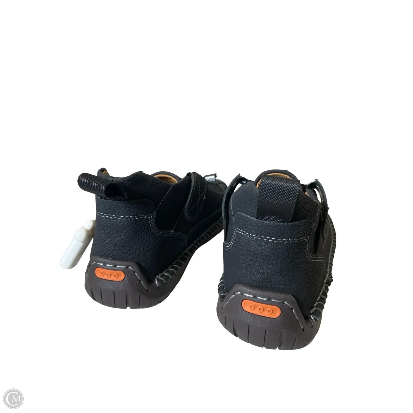 Shoes Athletic By Sport In White, Size: 7.5