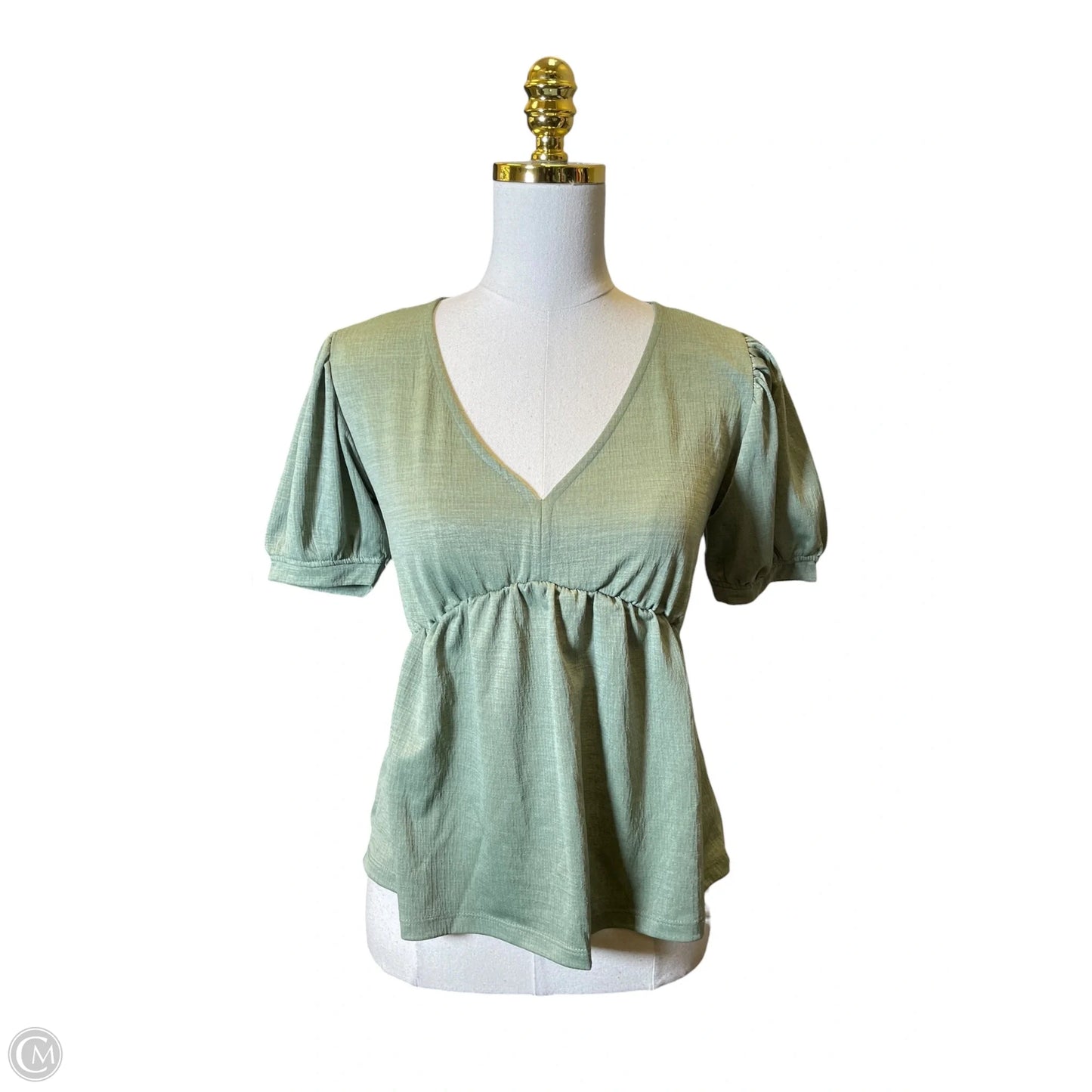 Blouse Short Sleeve By Clothes Mentor In Green, Size: Xs