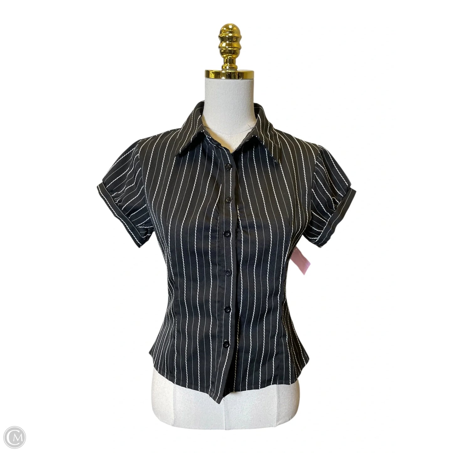 Blouse Short Sleeve By Clothes Mentor In Black & White, Size: S