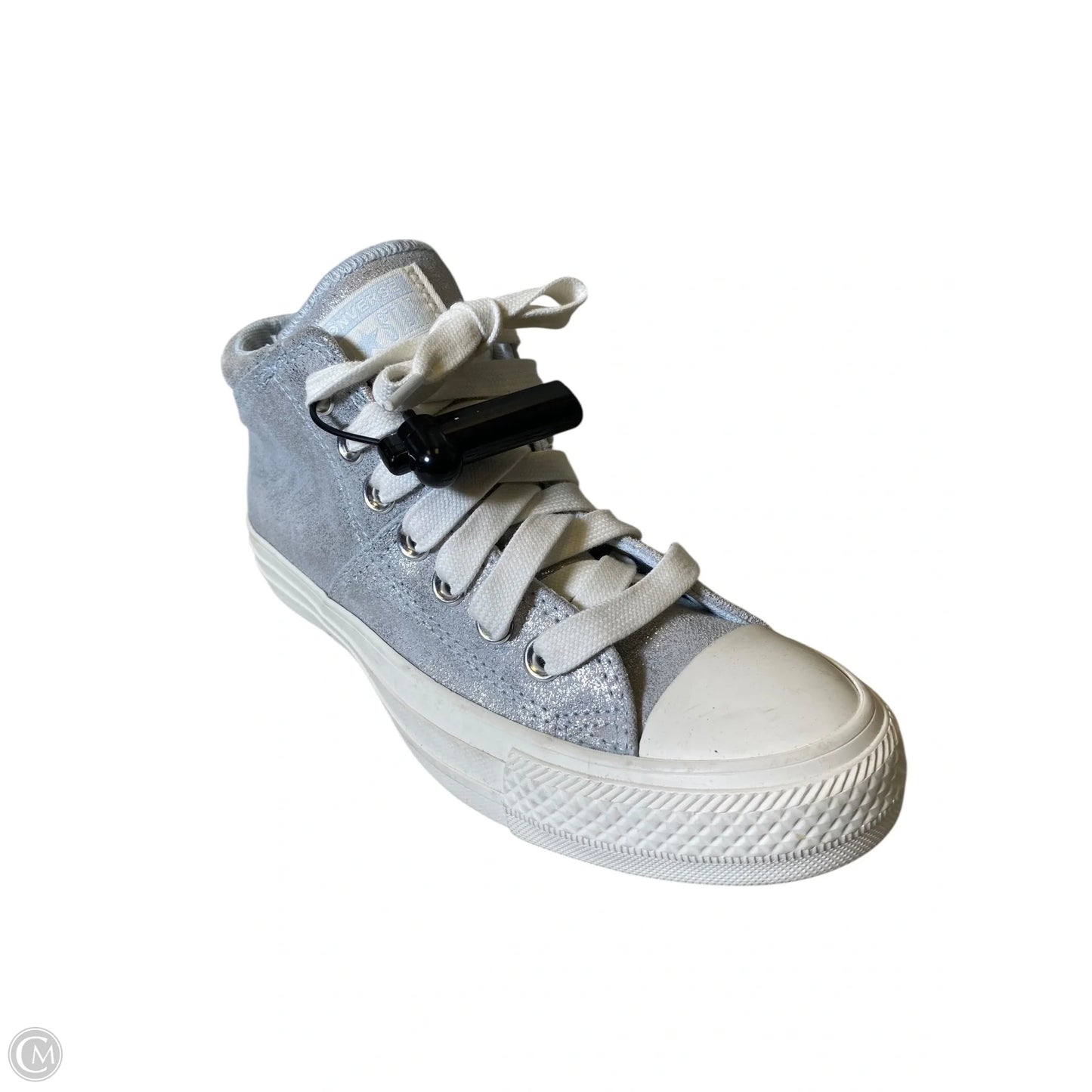 Shoes Sneakers By Converse In Silver & White, Size: 5.5