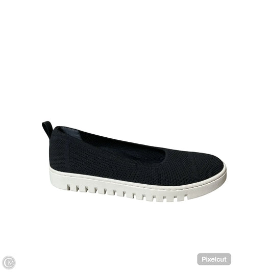 Shoes Flats By Vionic In Black & Cream, Size: 7.5