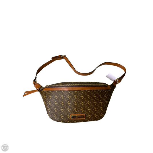 Belt Bag By Adrienne Vittadini, Size: Medium